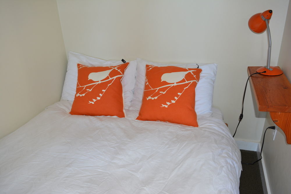 Fred Tibbs Ocean Front Condos Тофино Экстерьер фото